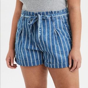 American Eagle Women Blue Super High-Waisted Striped Paperbag Short